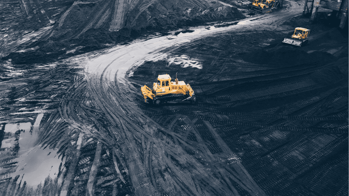 Only 2 of 13 Indonesian Coal Producers Serious About Business Diversification