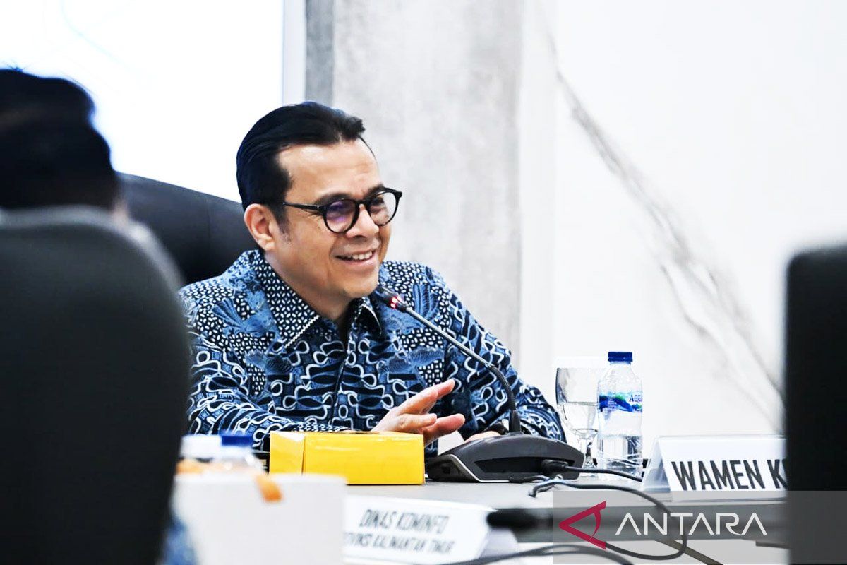 Deputy Minister assesses philosophy will remain relevant in AI development