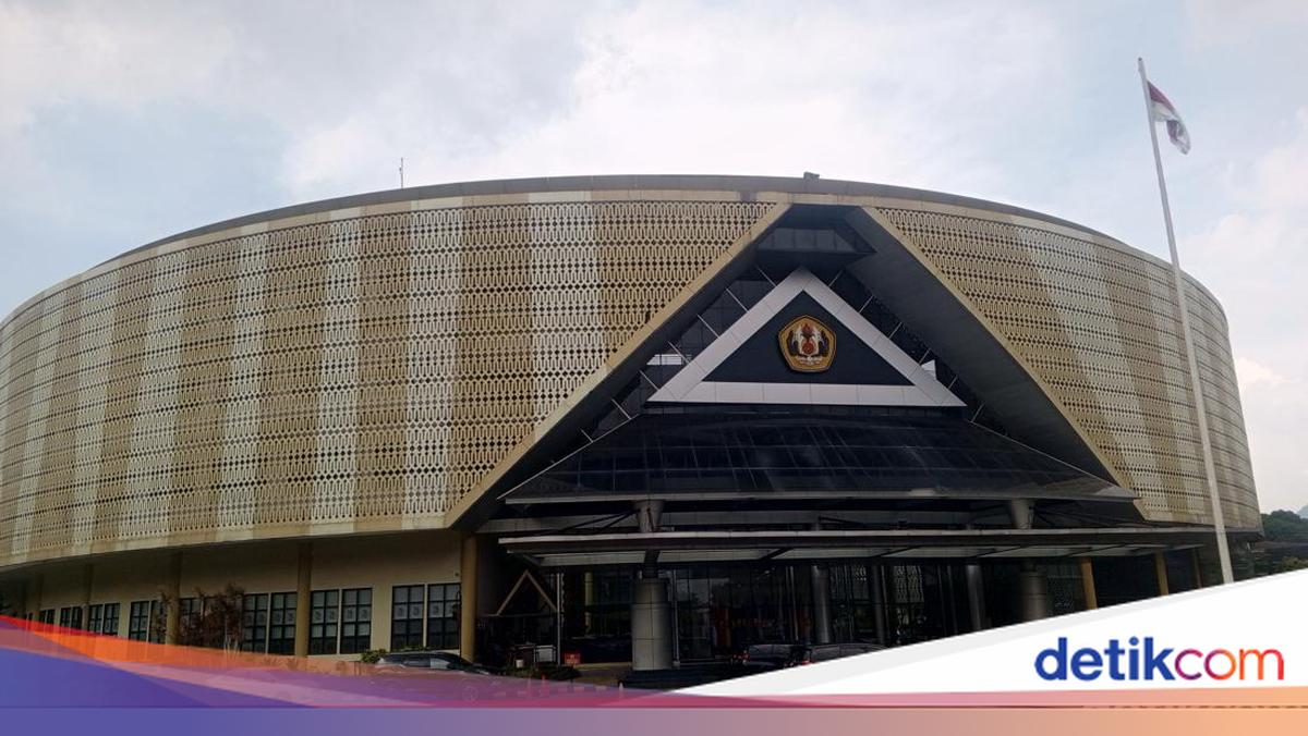 Unpad Rector and Dedi Mulyadi Clarify Viral Video of New Student