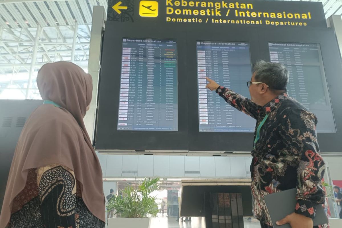 Wildfires smoke delays 21 flights at Supadio Airport