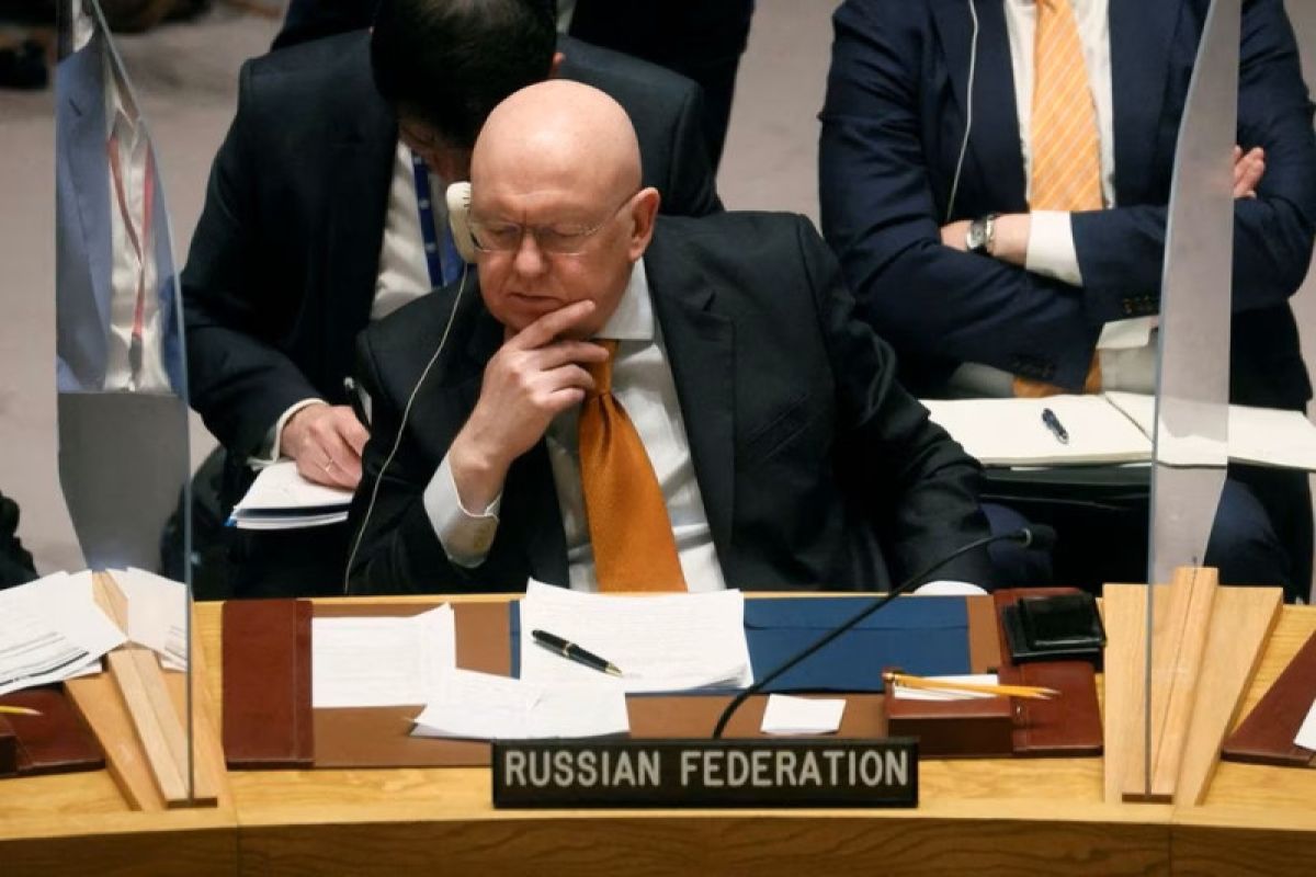 Russia says it is not pressuring Iran and blames US for war