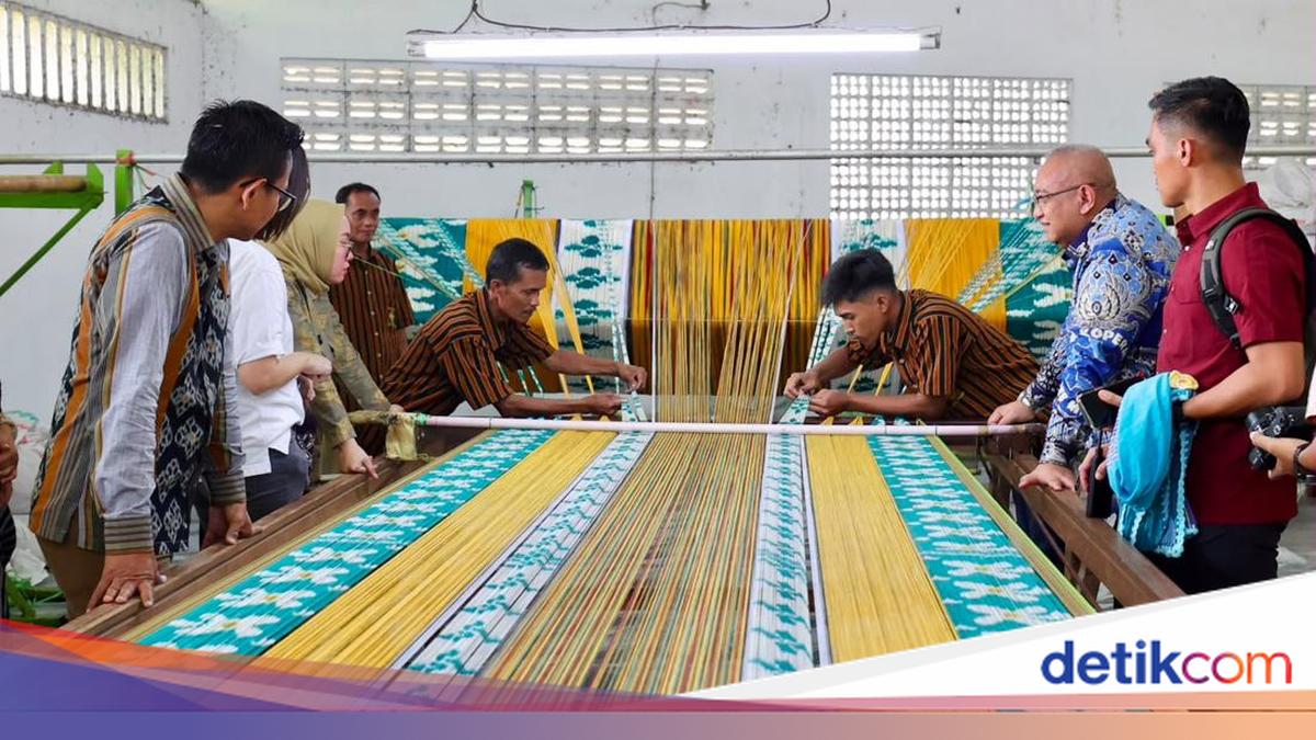 LPDB Koperasi Helps Lurik Prasojo Klaten Move Up to the Global Market