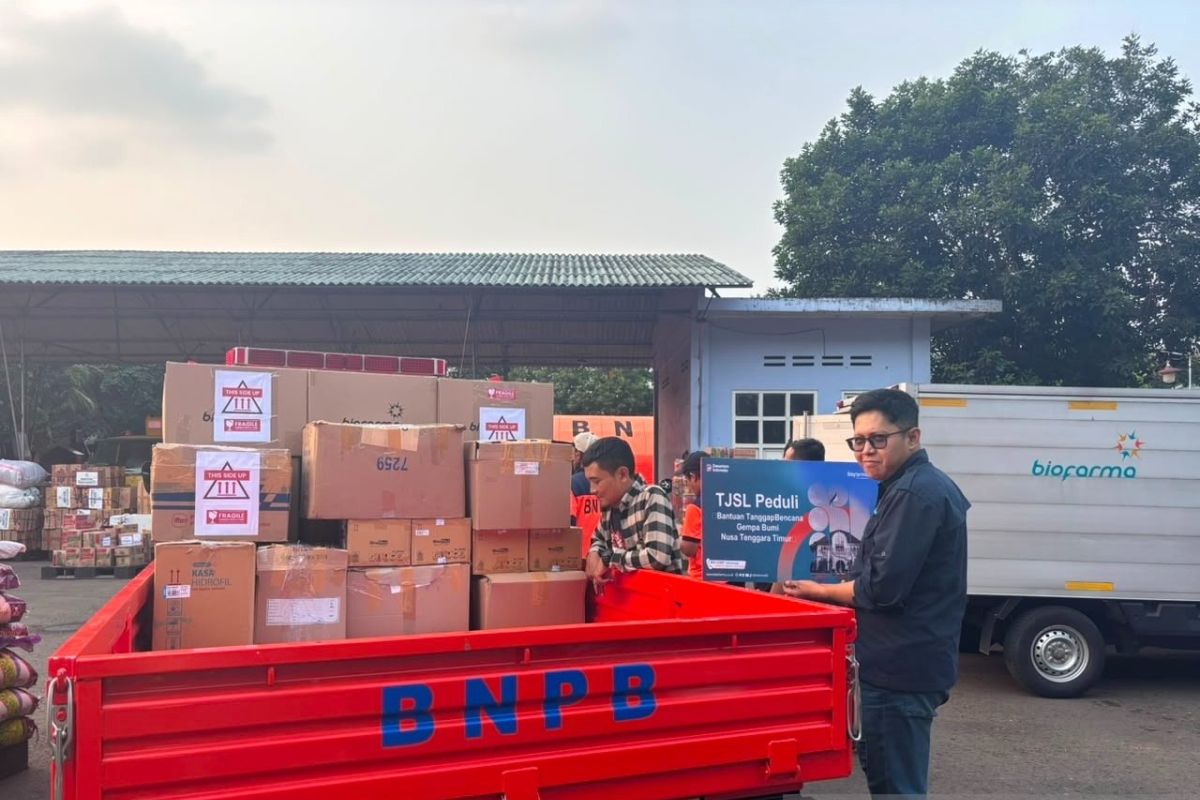 Bio Farma distributes 3,000 vaccine doses for NTT earthquake victims