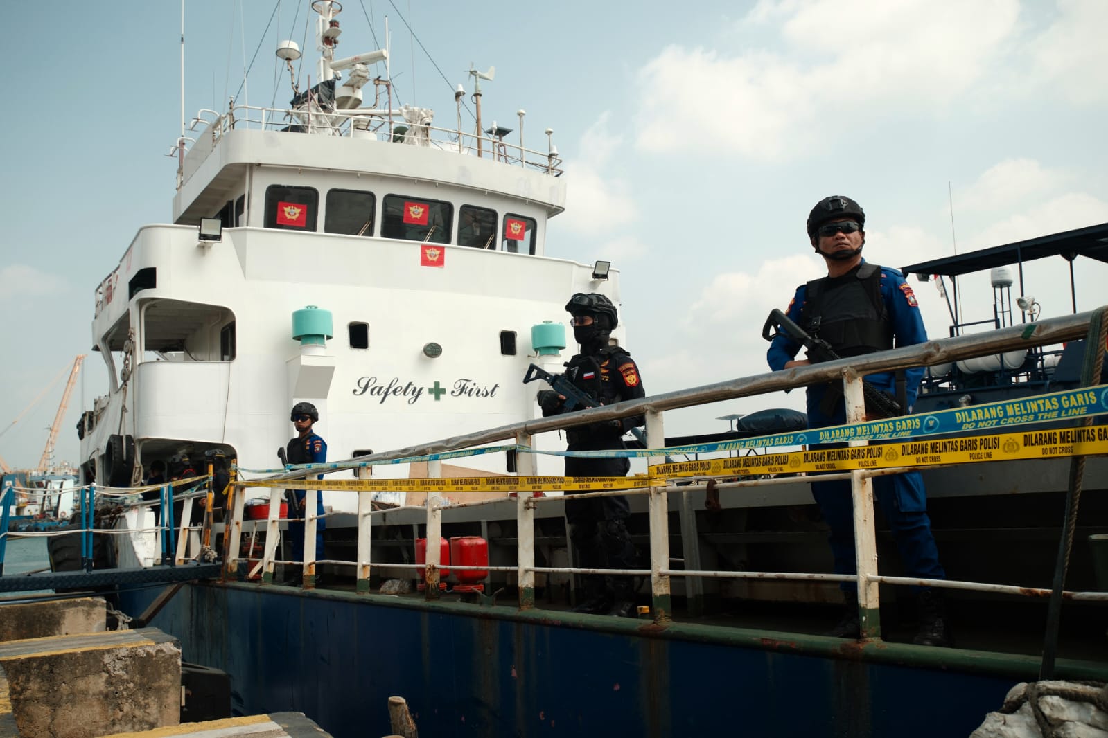 Customs and BNN Foil Smuggling of 2.6 Tonnes of Liquid Methamphetamine in Riau Islands