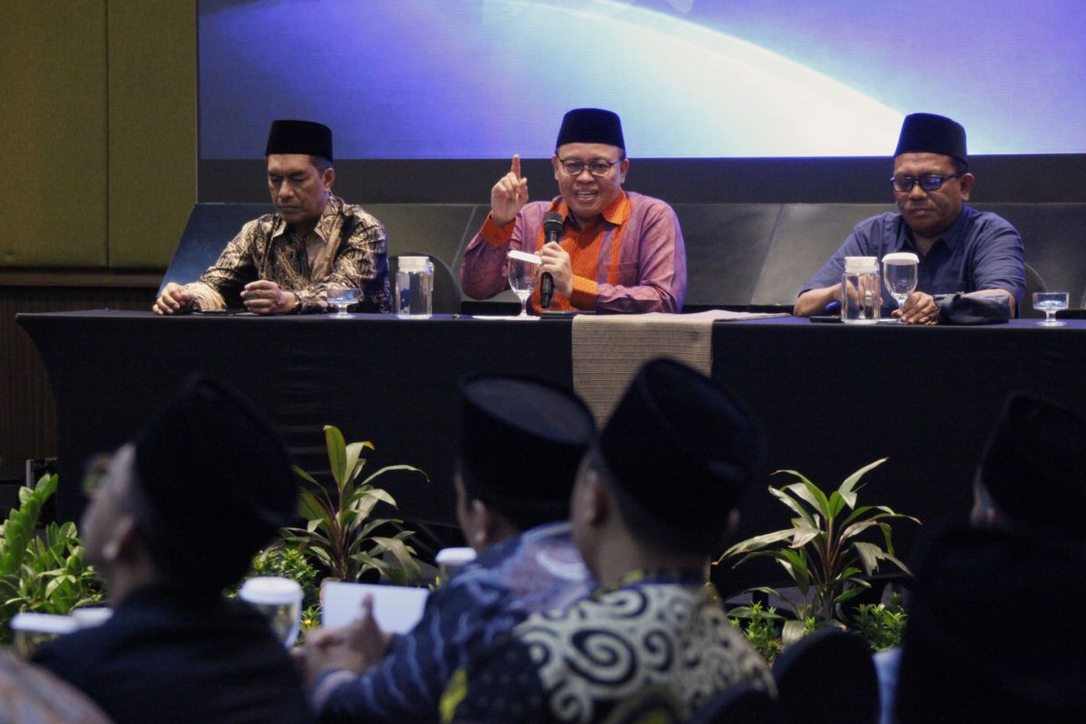 Ministry of Religious Affairs affirms penghulu as caretakers of the community in KUA transformation