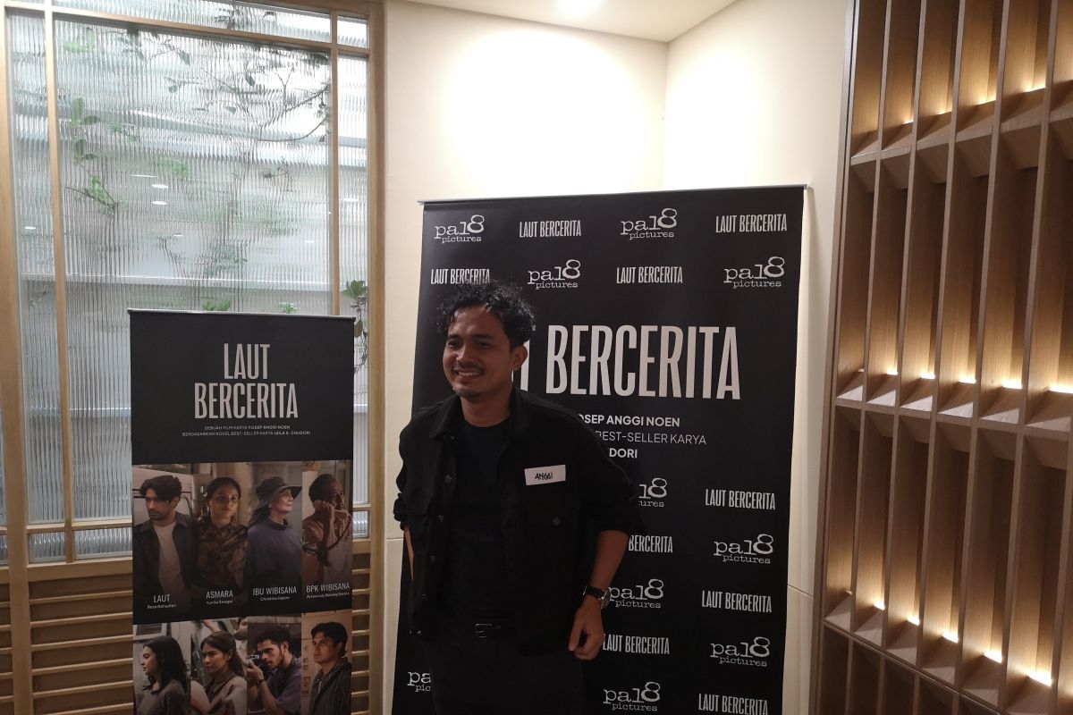 Yosep Anggi Noen adapts Laut Bercerita with a popular approach