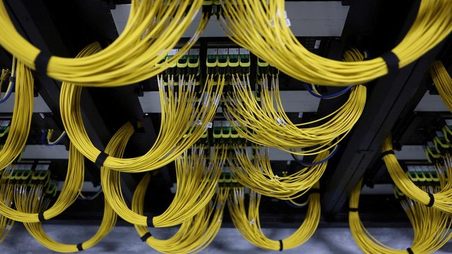 Data Centres Damage the Earth and Make Residents Suffer, Singapore Has a Solution
