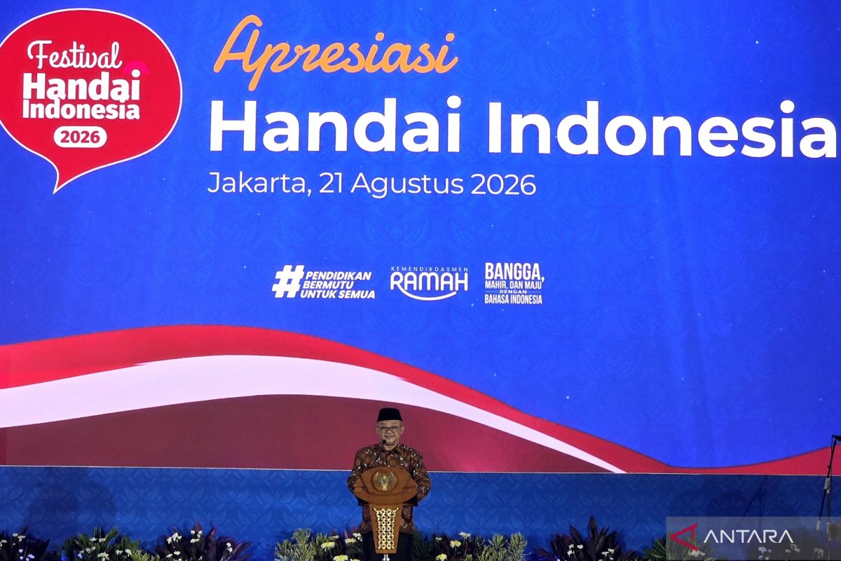 Minister prioritises student safety amid Kalimantan forest fires