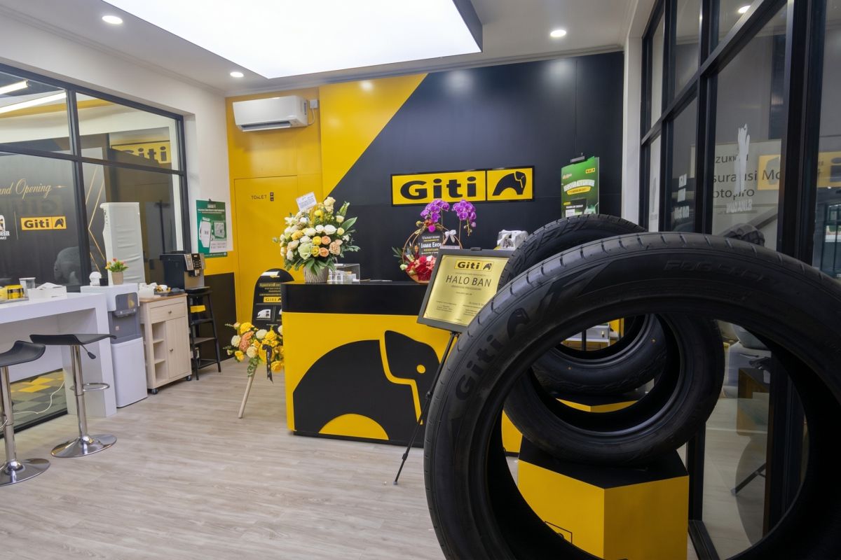Gajah Tunggal Opens First Giti Tyre Store in South Jakarta