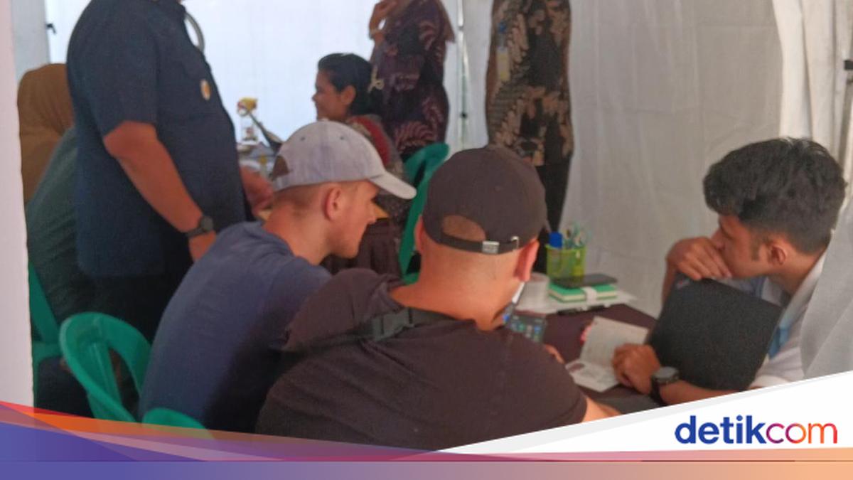Immigration Services in Labuan Bajo Conducted in Emergency Tents