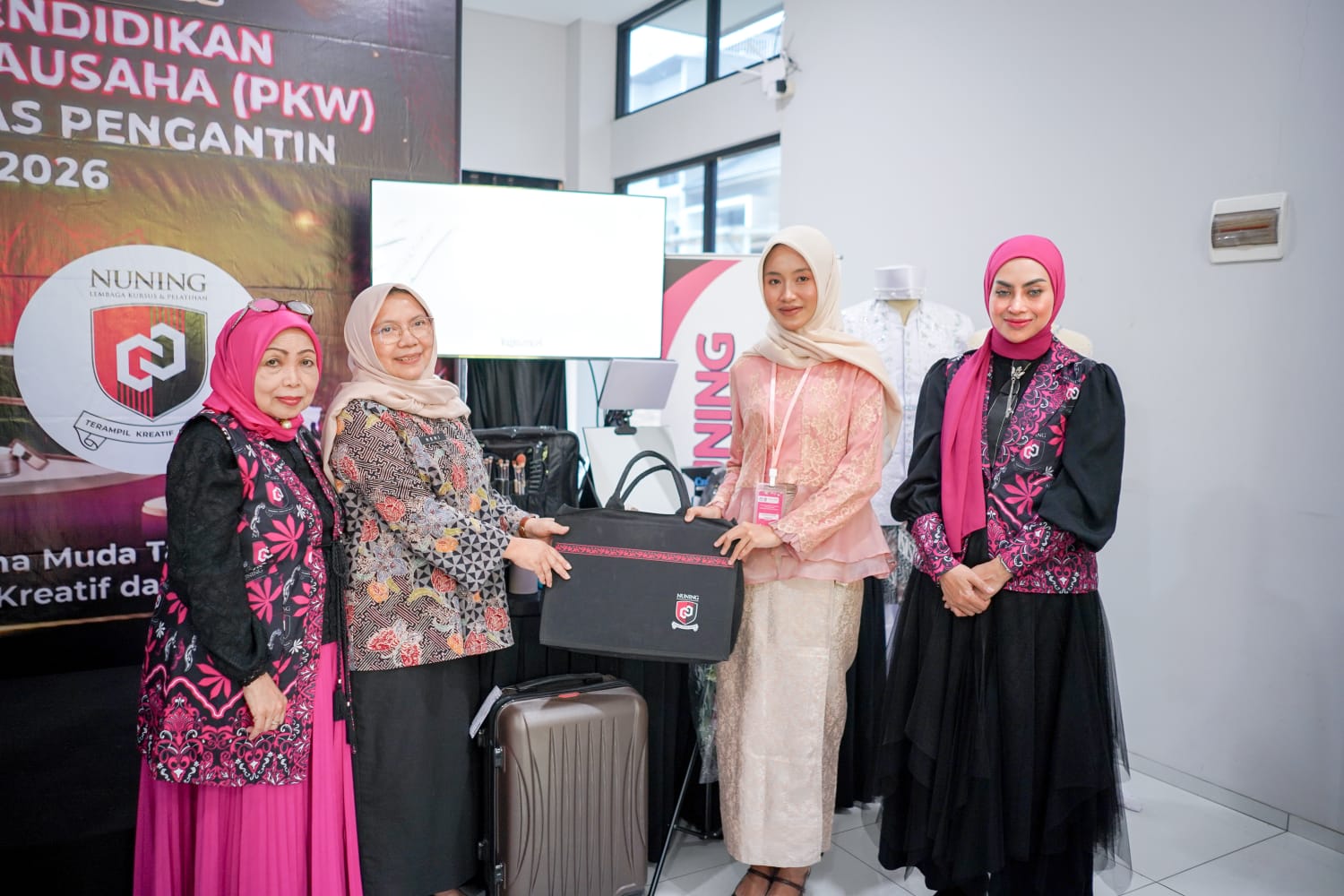 LKP Nuning Cimahi Equips Graduates with Business Start-up Tools to Create New Entrepreneurs