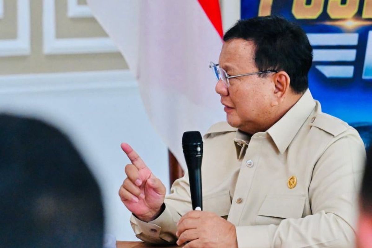 Indonesia deploys 1,500 troops, six helicopters to fight fires