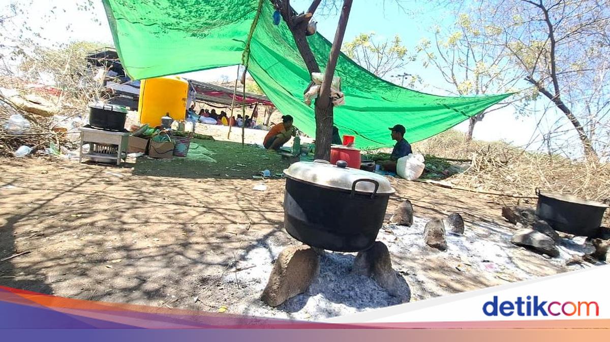 Displaced Residents Endure Darkness and Lack of Sanitation Facilities After Nagekeo Earthquake