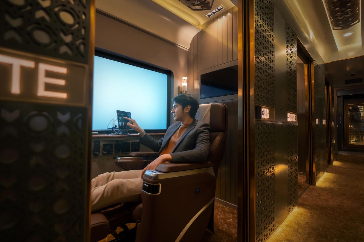 Compartment Suite Train Breaks Record, Serves 5,712 Passengers in July 2026