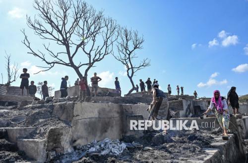 Trail of Fire Devastation in Sade Traditional Village, 120 Buildings Burned Down