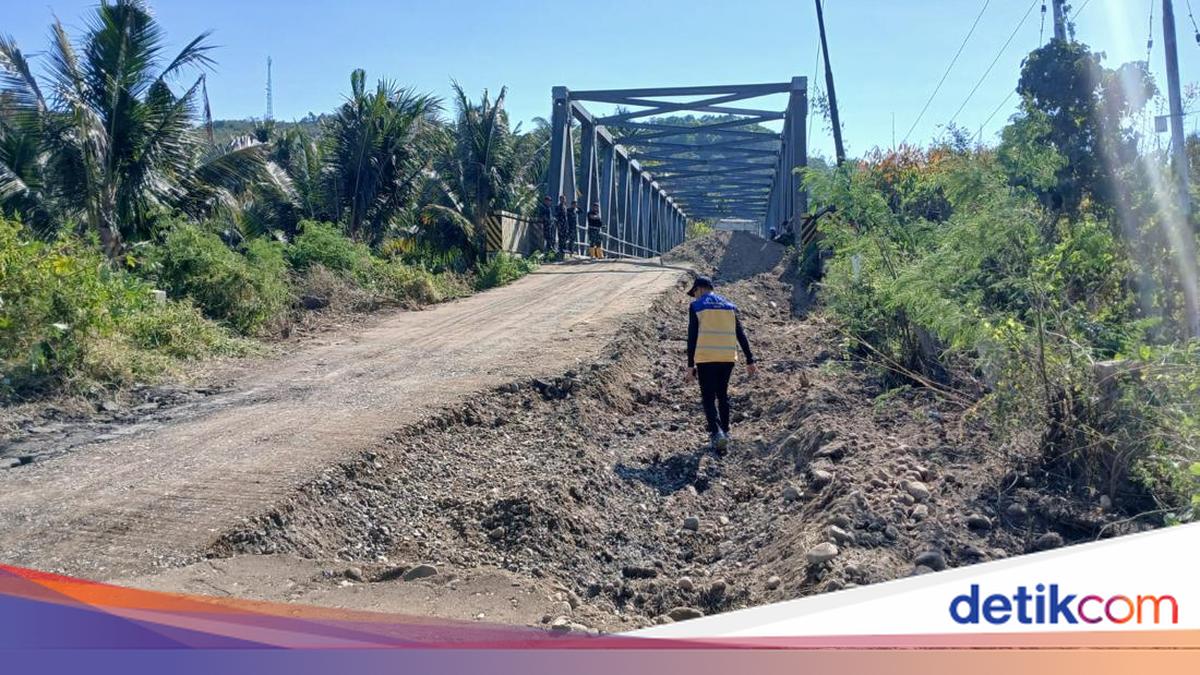 Aid for Flores Earthquake Victims Hampered by Extreme Terrain