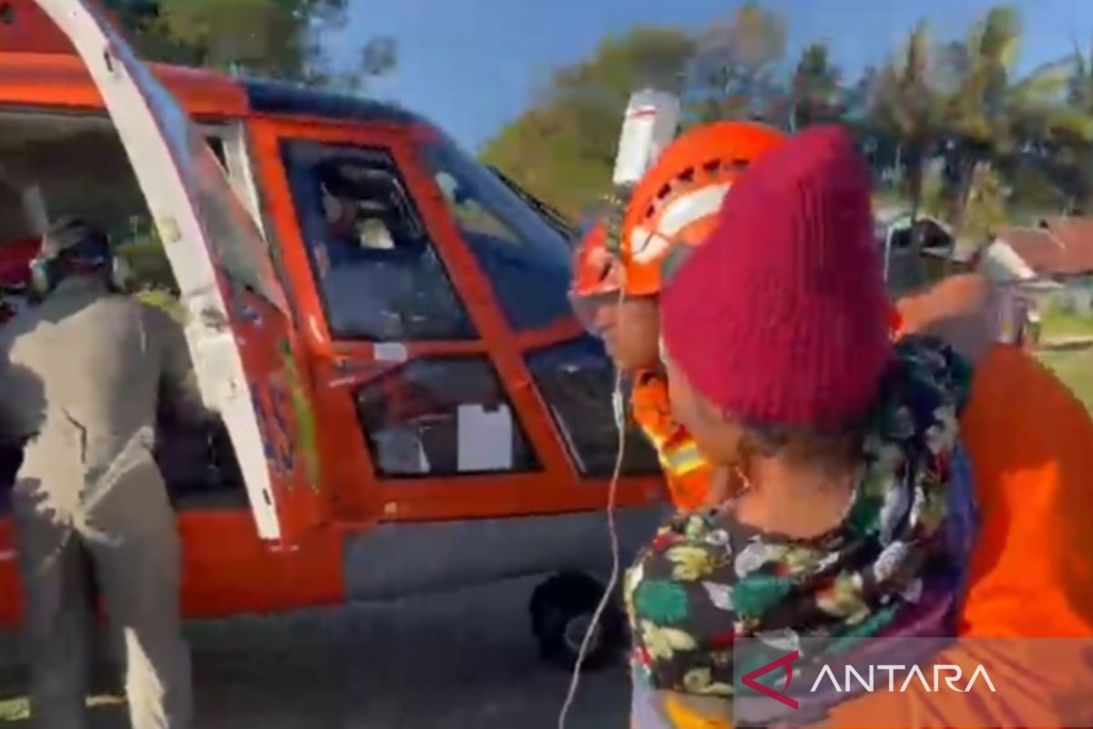 Basarnas intensifies logistics distribution by air on H+9 after earthquake