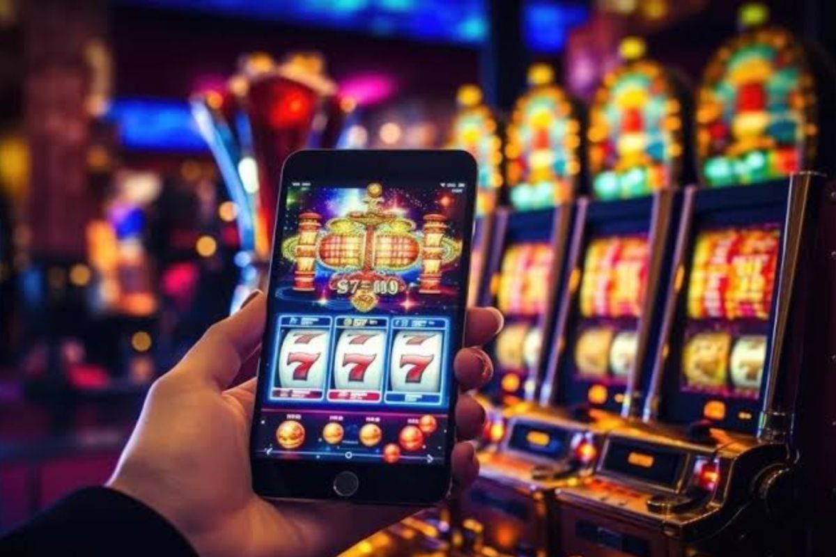 OJK Warns of Dangers of Online Gambling Disguised as Digital Games