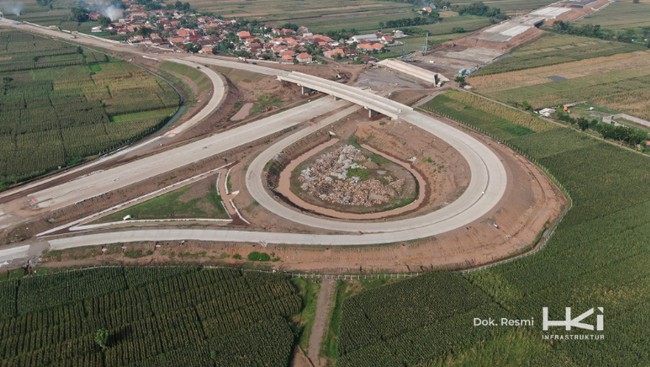 New East Java Toll Road Set to Open Soon, Cutting Travel Time to Bali