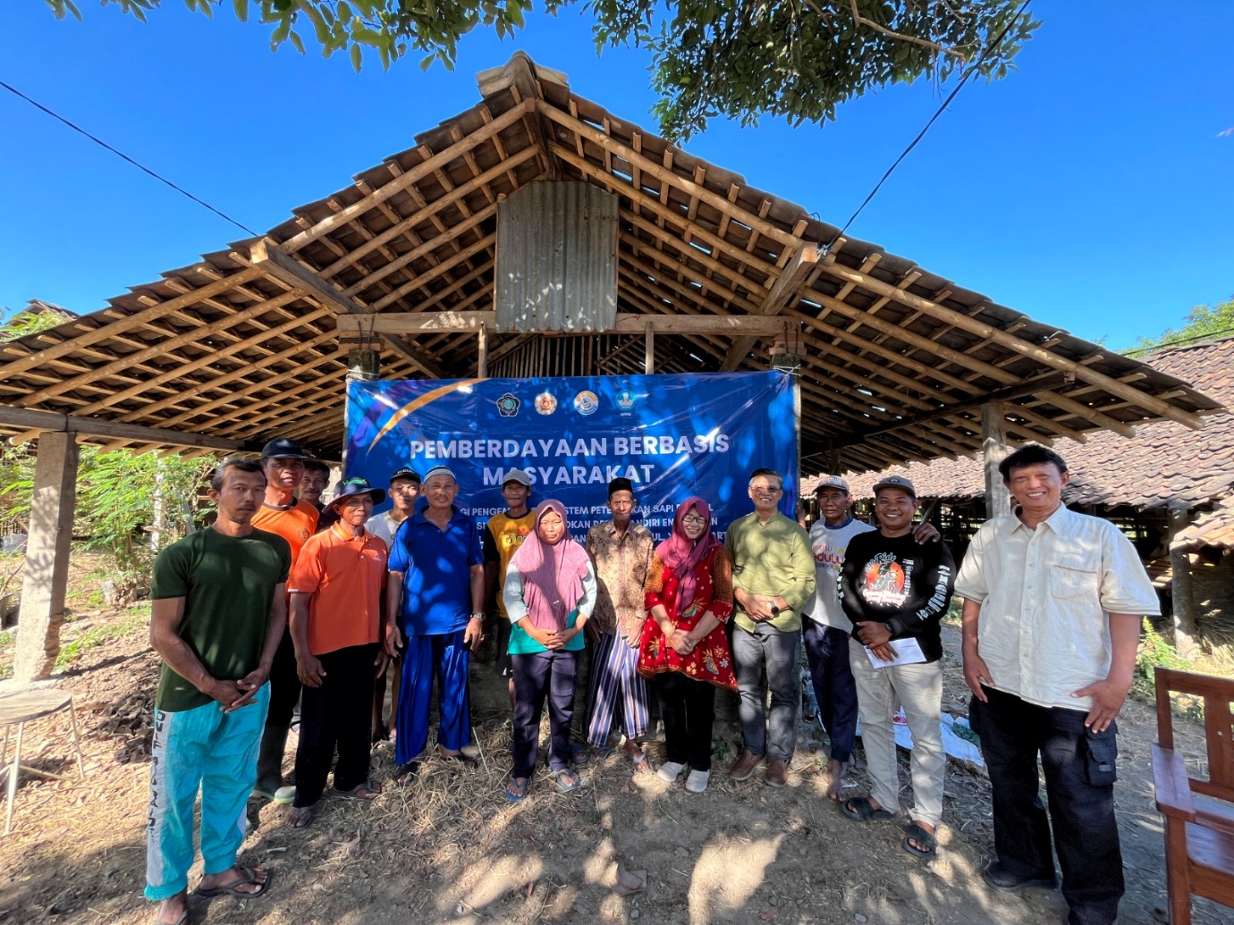 Integrated Digital Cattle Farming Realises Energy-Independent and Sustainable Economy Village