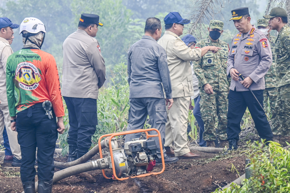 Forest Fire Coordination Meeting: Prabowo Urges West Kalimantan to Remain a Priority