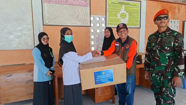 BNPB Sends Starlink and Medicines to Earthquake Victims on Sukun Island