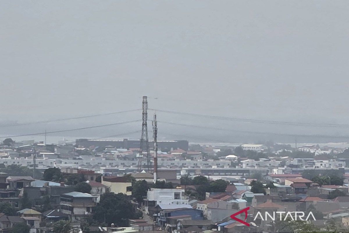 BMKG reports reduced visibility in Batam due to smoke from hotspots