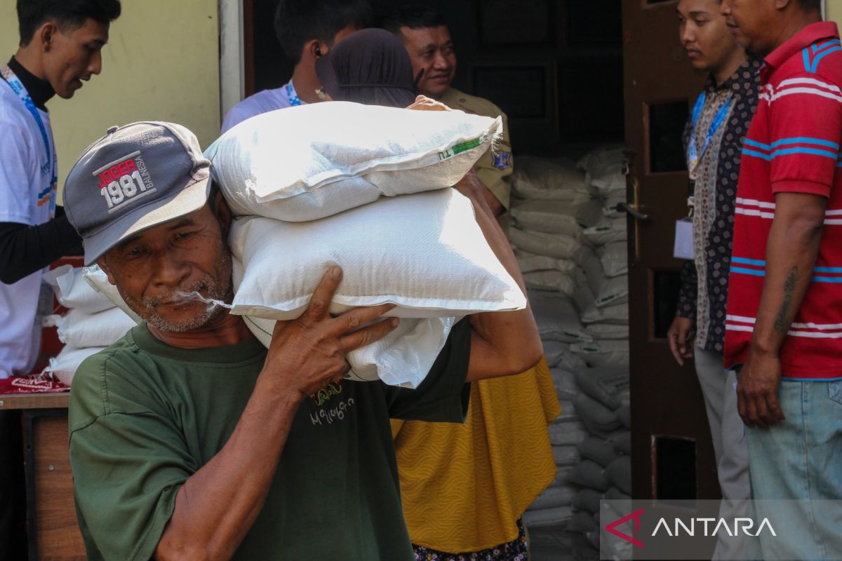 Expert: Global food supply threatened by three factors