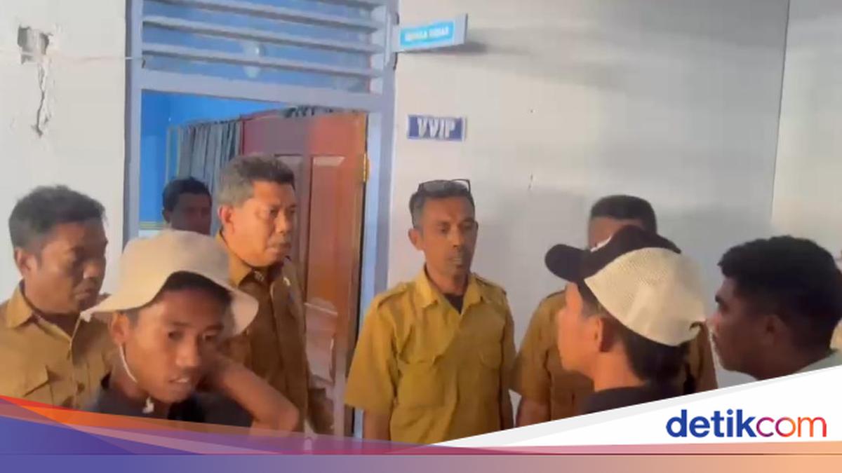 Demonstration at Bima DPMD Office Turns Chaotic, Students Nearly Come to Blows with Agency Head