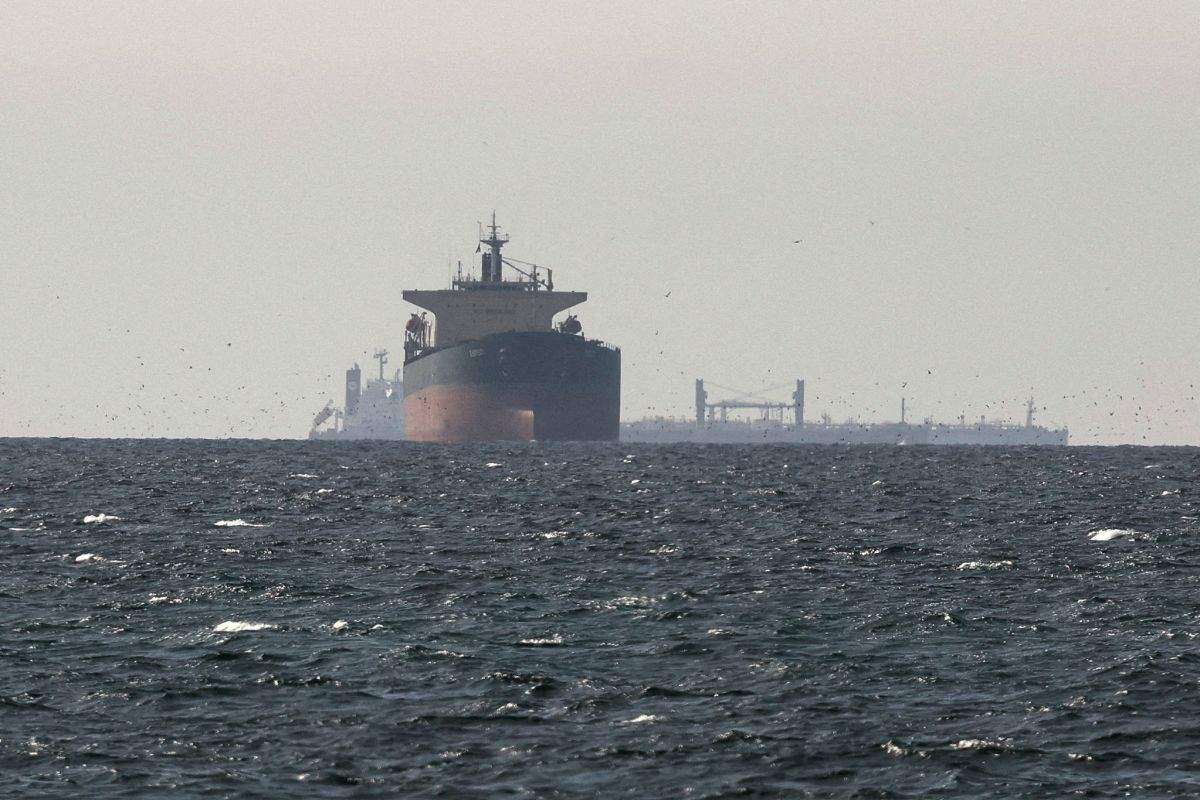 Iran: Violating ships face navigation restrictions in Strait of Hormuz