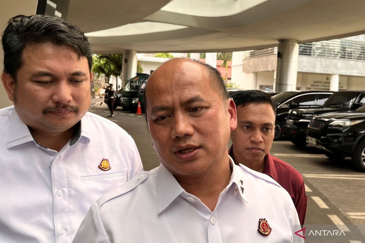 AGO examines 'ompreng' supplier in free nutritious meal corruption case