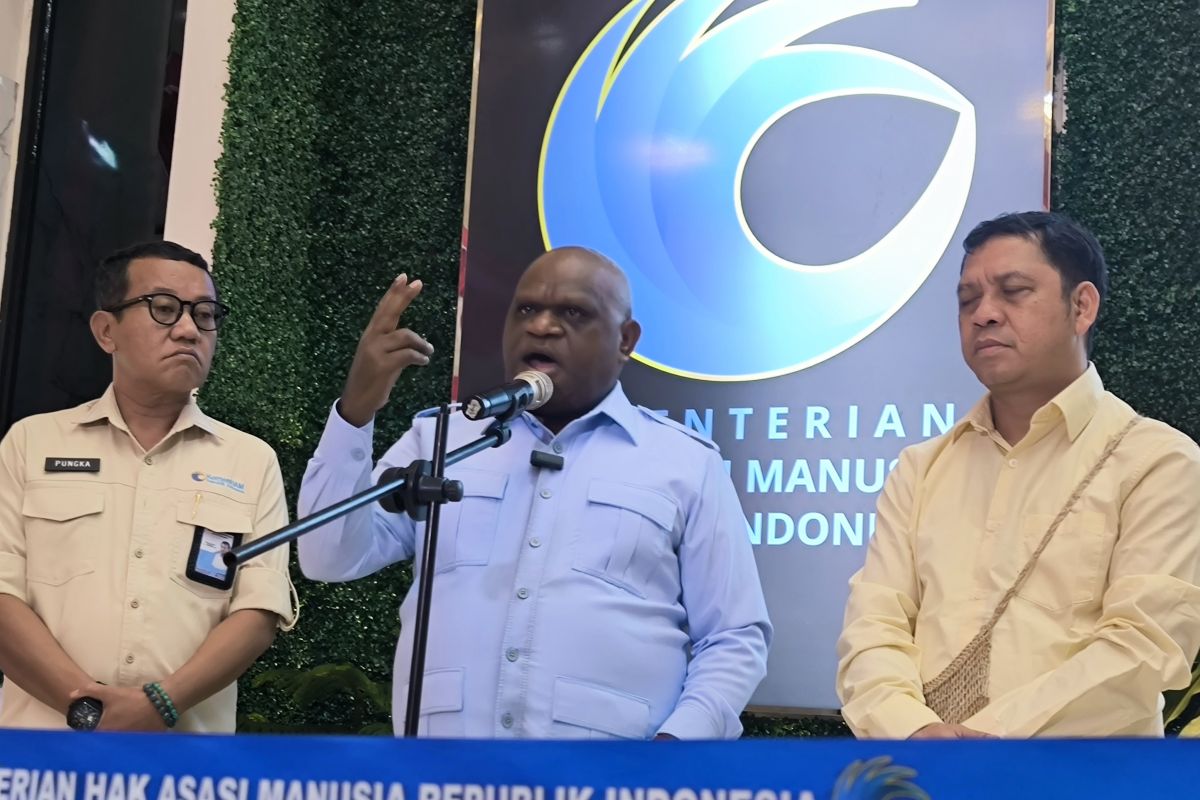 Human Rights Minister pushes for dedicated human rights textbook in schools