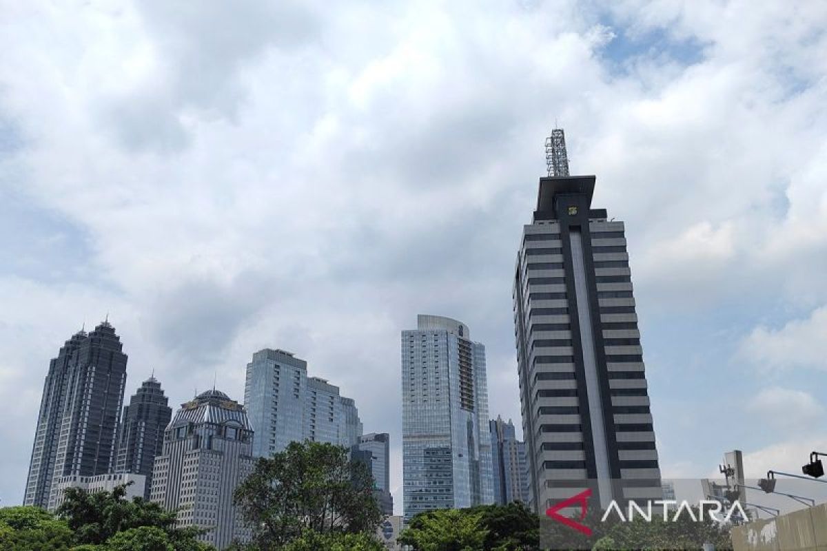 BMKG forecasts mostly clear to thick cloudy weather across Indonesia