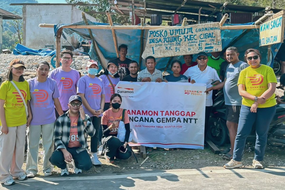 Danamon distributes logistical aid for NTT earthquake victims