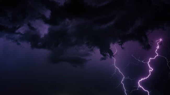 Scientists Study Thunderquakes, Findings Reveal New Facts—Could They Trigger Tsunamis?