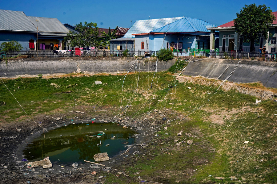 Drought Hits 96 Percent of Regions in West Java