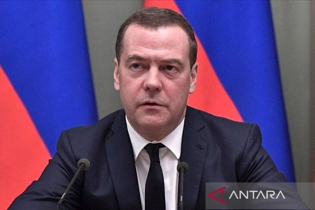 Medvedev: Russia needs guarantees all NATO hostilities are halted