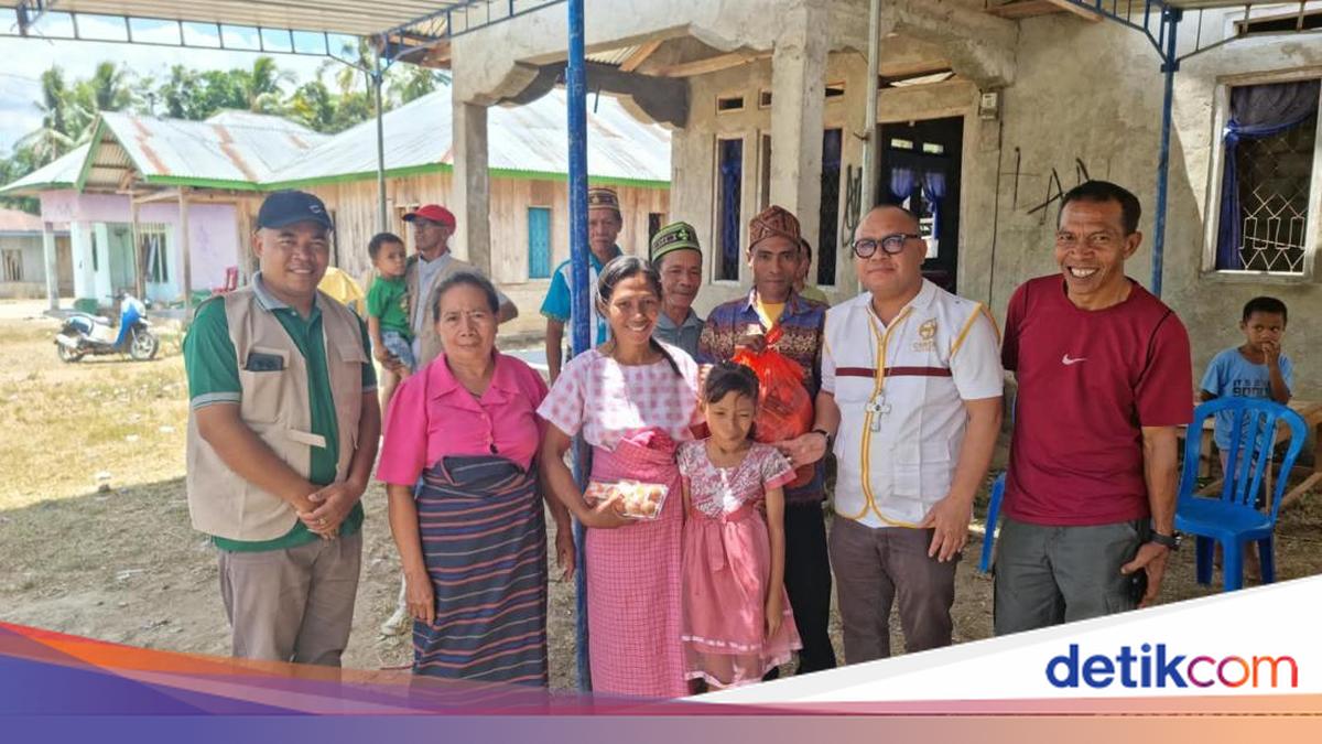 Labuan Bajo Bishop Distributes Aid to Earthquake Victims