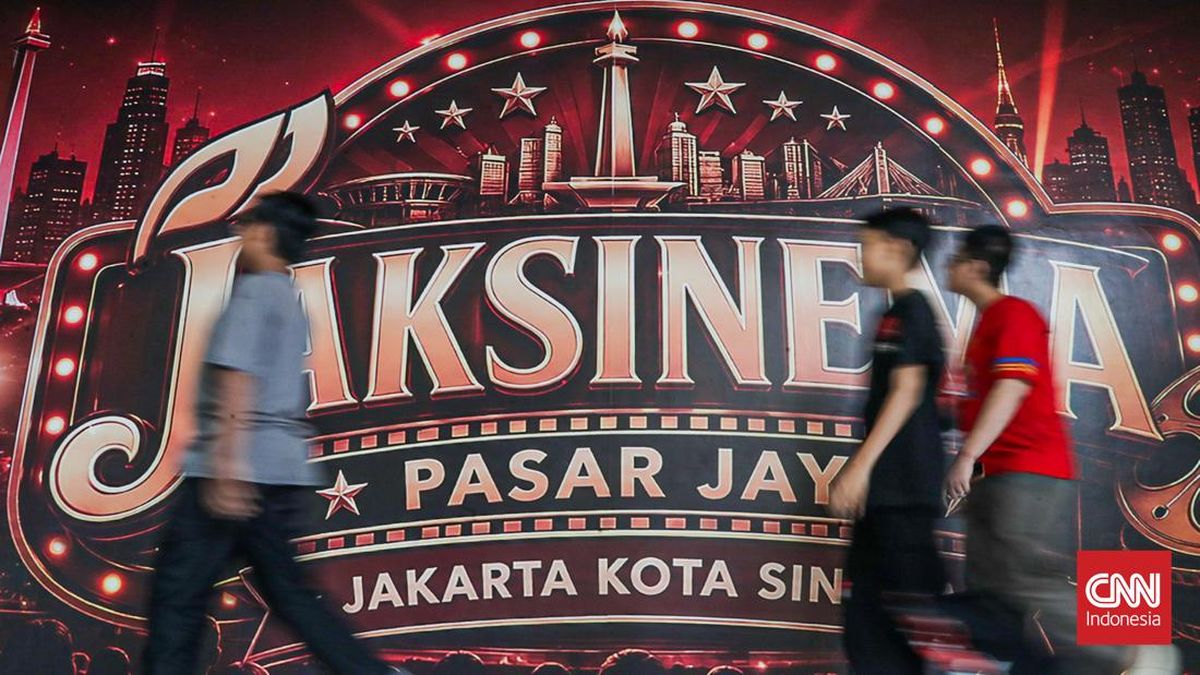 Jakarta's Jaksinema Mini Cinema at Pasar Rumput Draws Crowds on Maulid Holiday