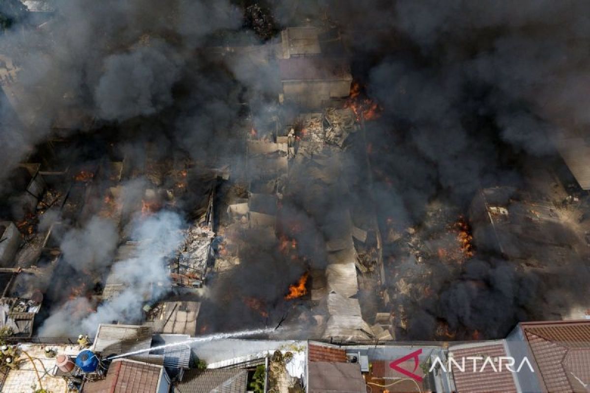 DKI yesterday: Duren Sawit fire to Extended Concourse