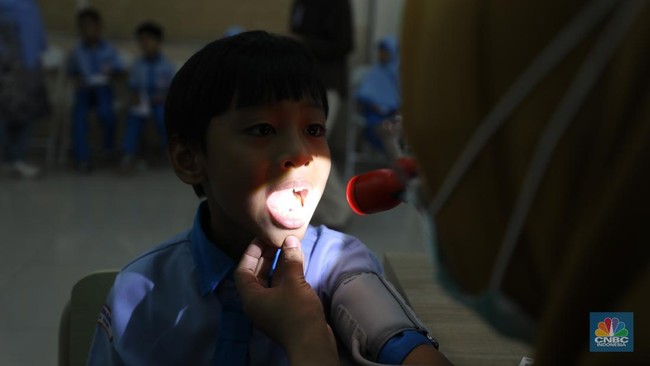Free Health Screening Helps Indonesians Save up to Rp3 Million
