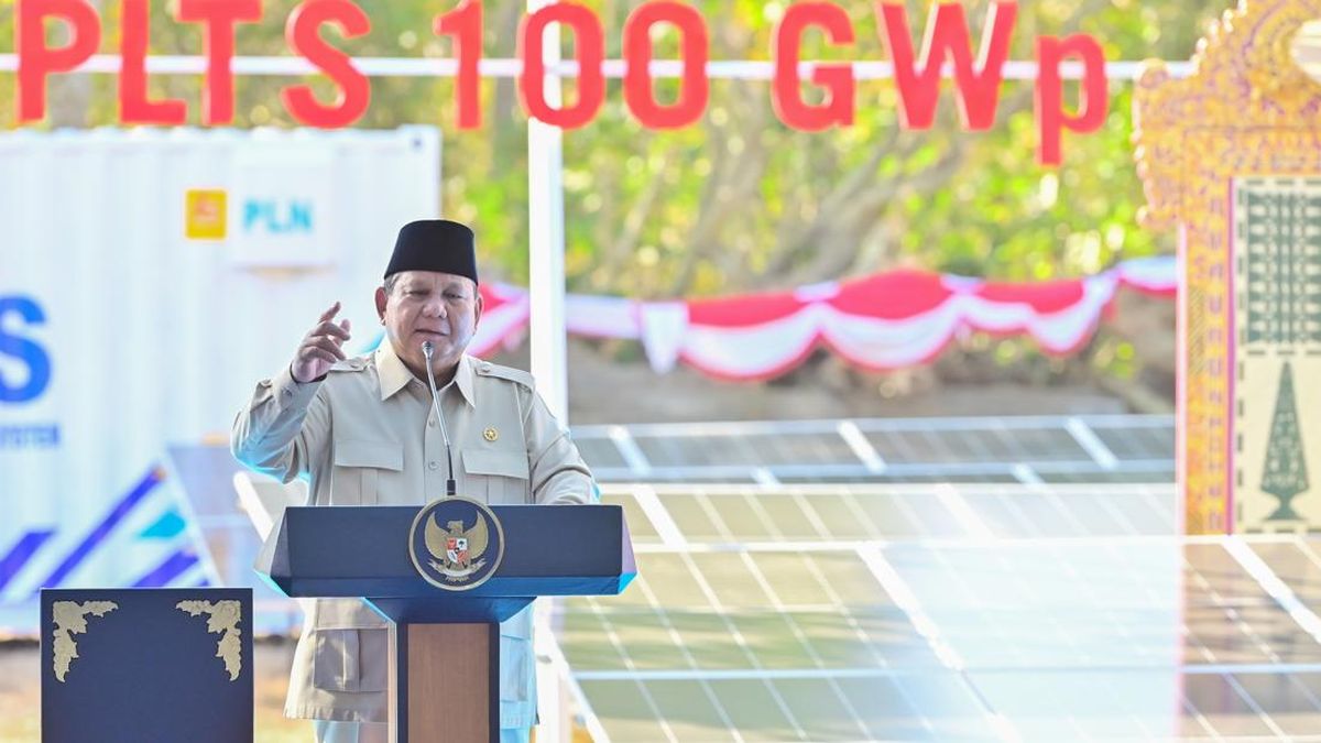 Prabowo Reveals Reason for Delayed Visit to NTT Earthquake Victims