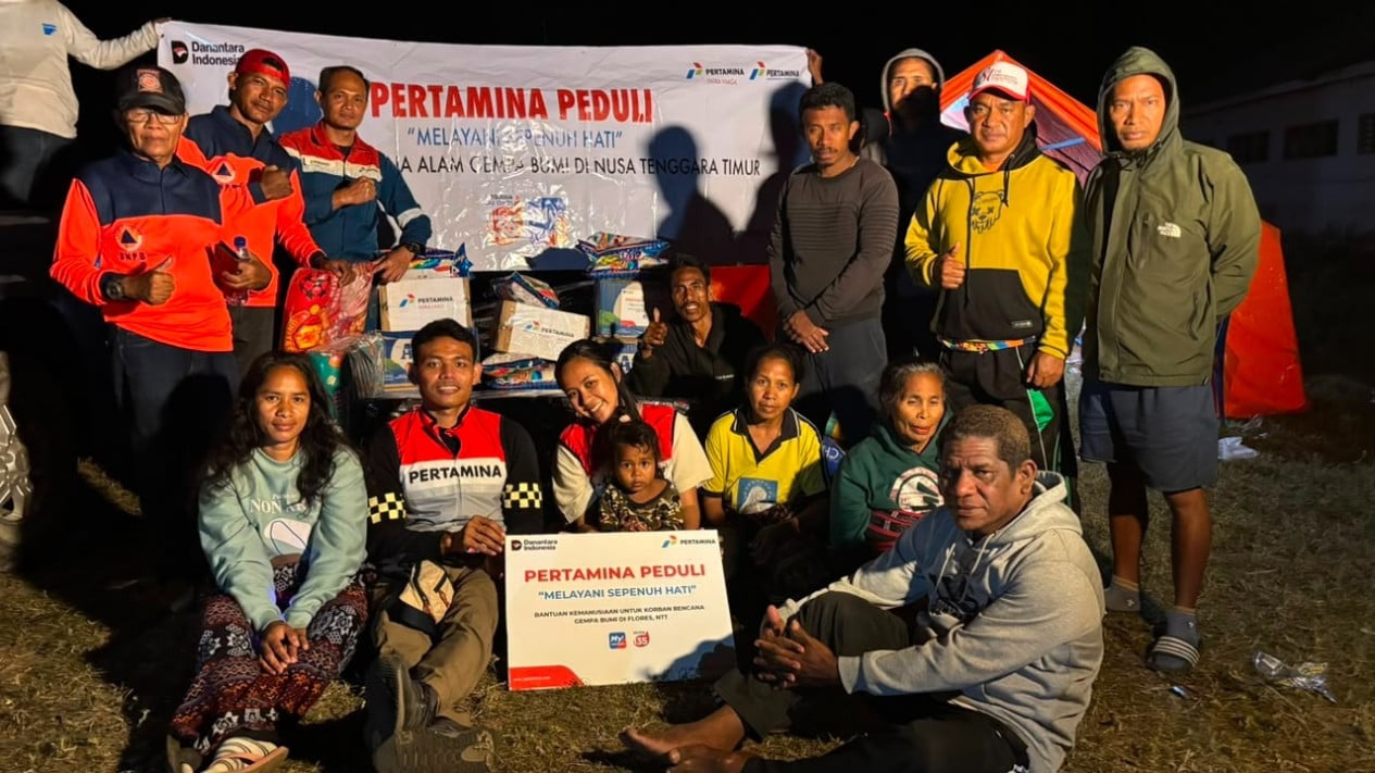 Strengthening Coordination with Regional Government, Pertamina Peduli Distributes Aid to 534 Earthquake Survivors in Palue, NTT