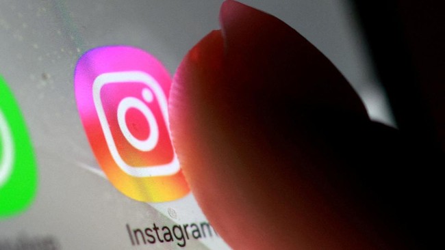 Instagram Boss Dragged to Court as Addiction Case Worsens