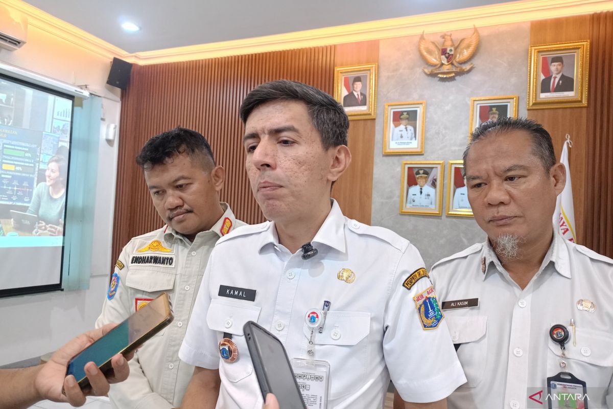 Kramat Jati sub-district gathers street vendor coordinators to discuss relocation