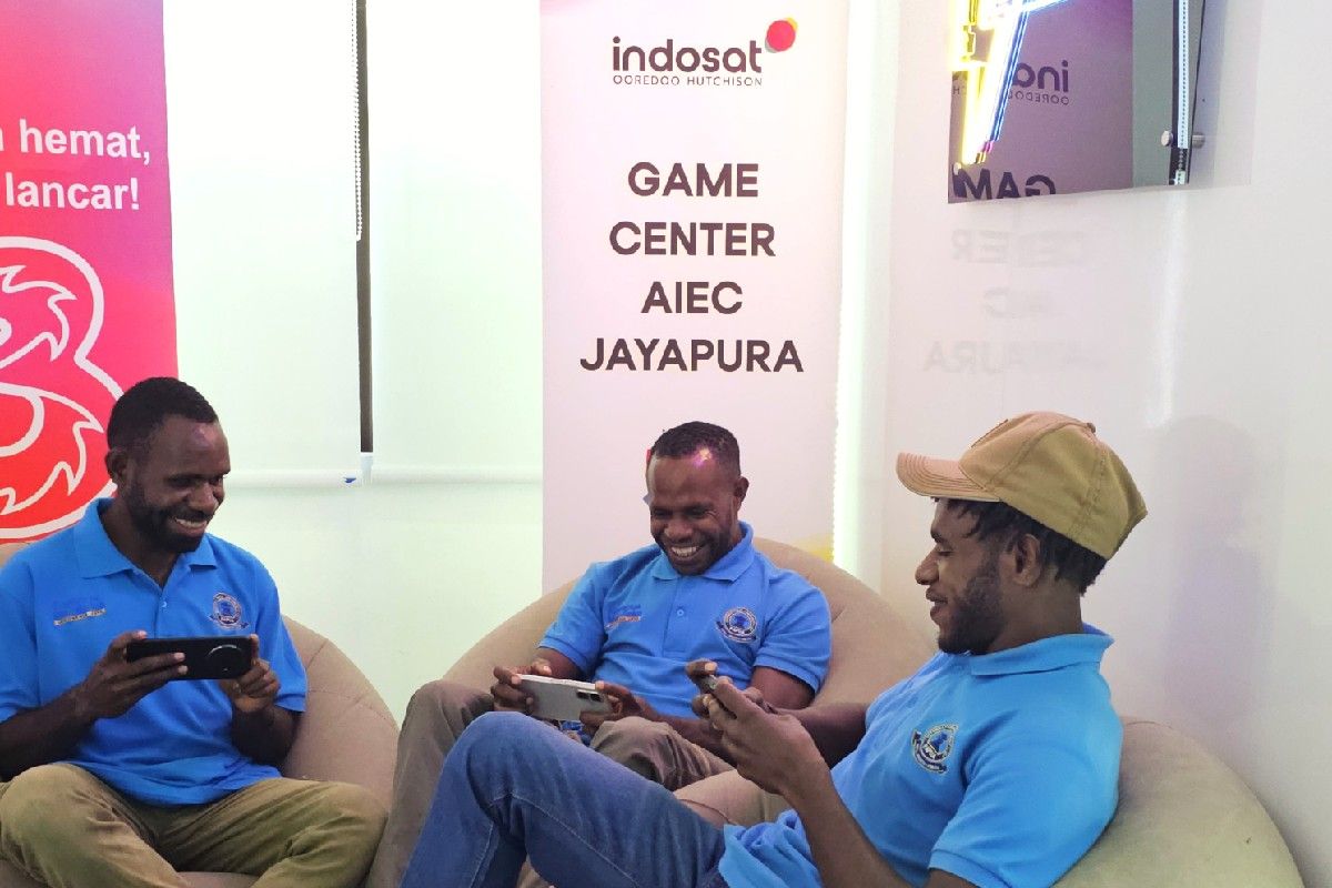 Komdigi and Indosat develop young Papuan digital talent through GSIH