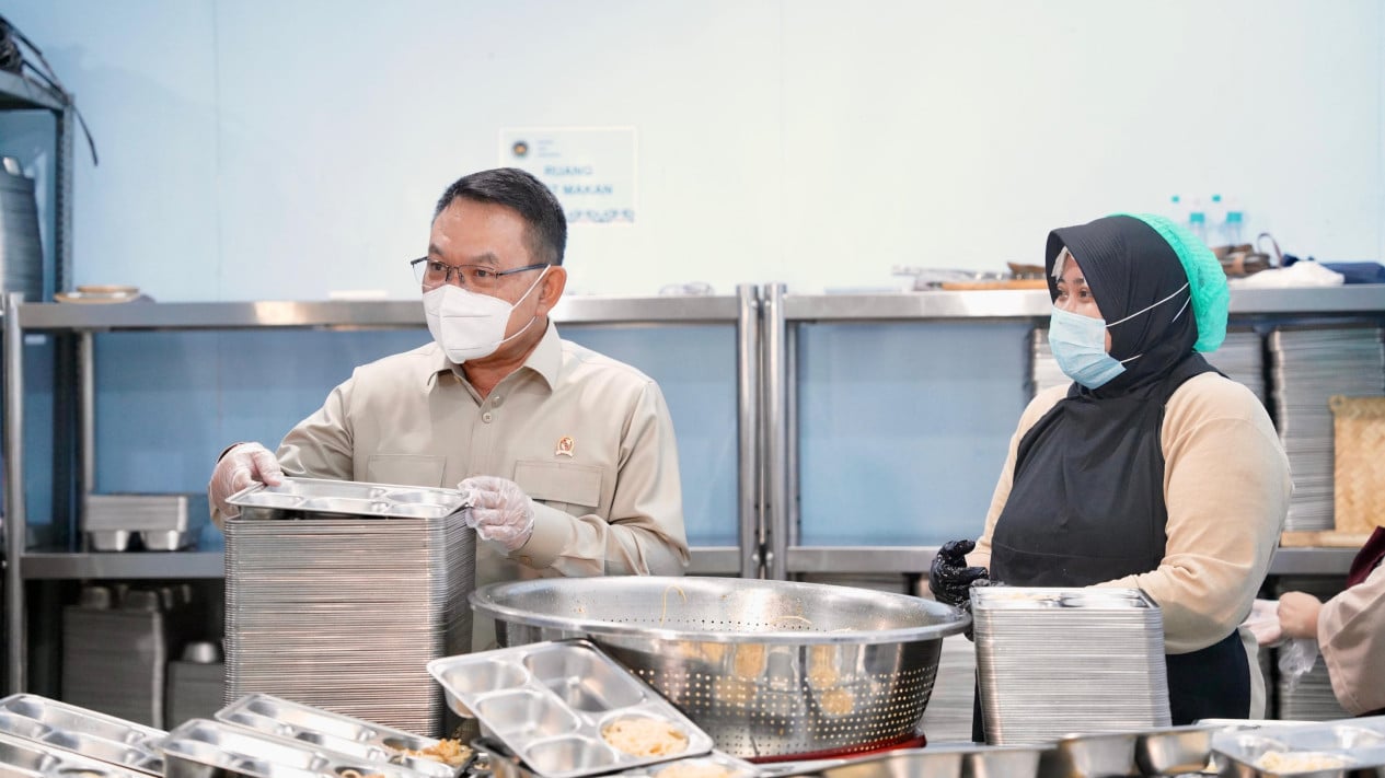 New MBG Rule: Kitchen Heads Required On Site From 2 AM, No Kitchen Leader Means No Cooking