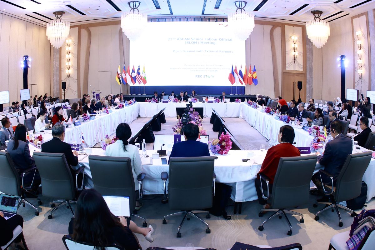Indonesia proposes strengthening ASEAN inclusive employment guidelines