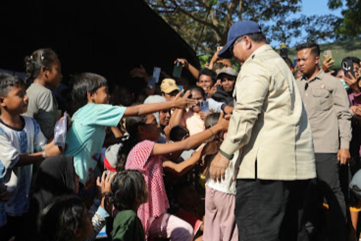 Prabowo commits to phased development of NTT down to village level