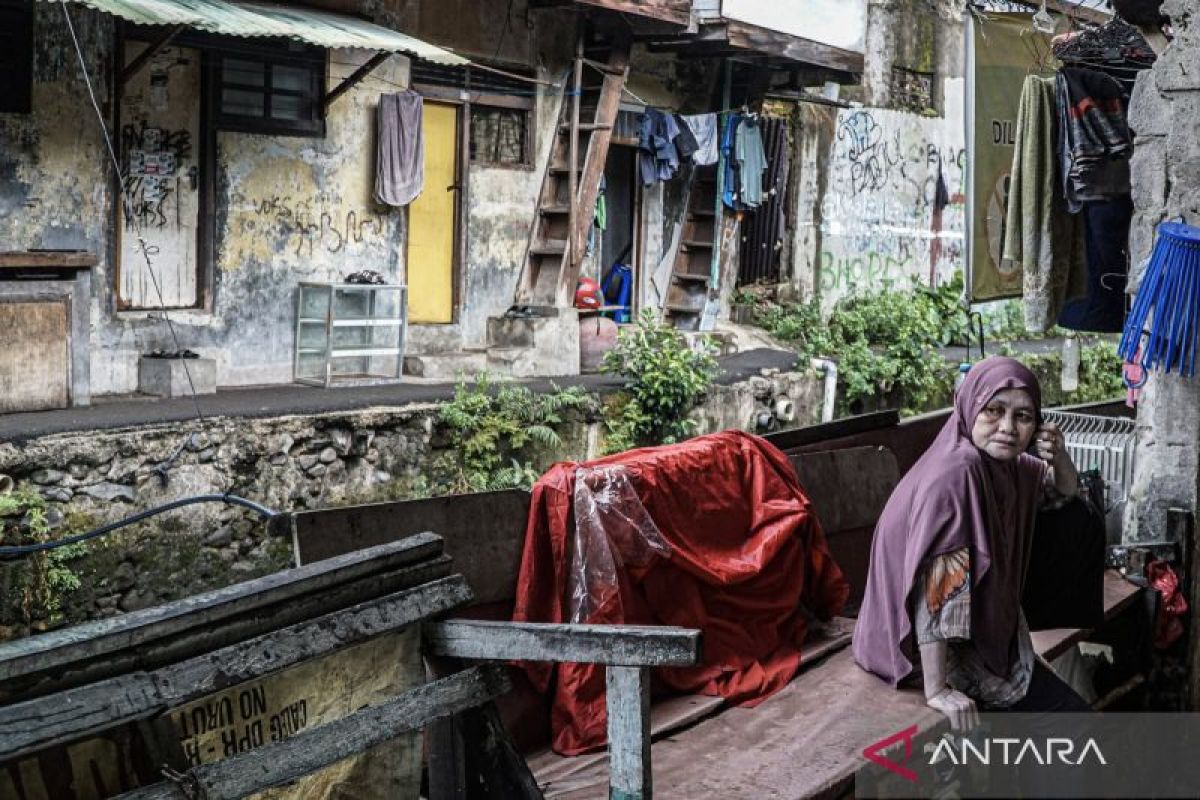 Ministry of PKP and West Jakarta City Government accelerate handling of 2,000 unfit-for-habitation homes